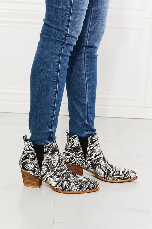 MMShoes Back At It Point Toe Bootie in Snakeskin - Tippy Jean